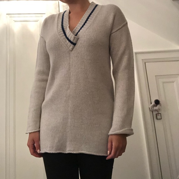 Aritzia sweater - Picture 6 of 6